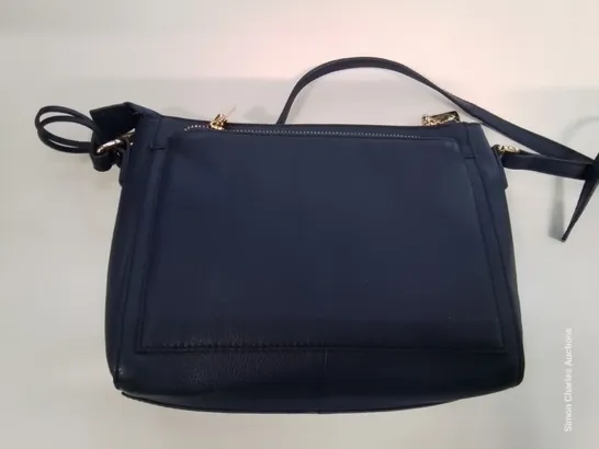 ASHWOOD GENUINE LEATHER HANDBAG IN BLUE