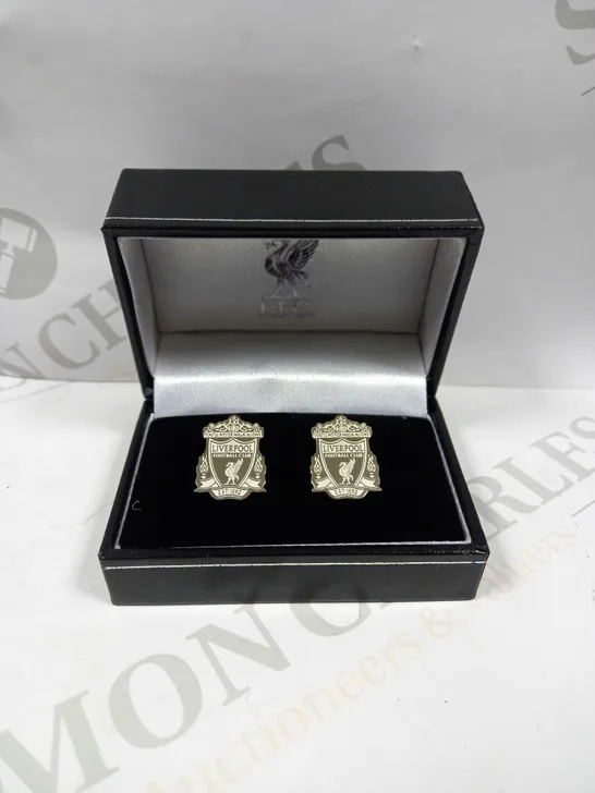 LIVERPOOL FC SILVER EFFECT CUFF LINKS & DISPLAY CASE 