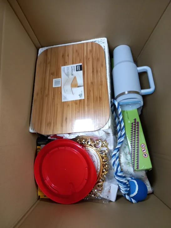 BOX OF APPROX 15 ASSORTED ITEMS TO INCLUDE - HEAT TRANSFER VINYL, BIG CUP, WALL SPIKES ETC