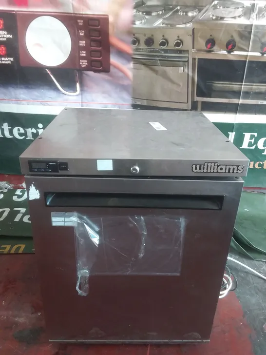 WILLIAMS 240V SINGLE DOOR FRIDGE - MODEL HA135SS