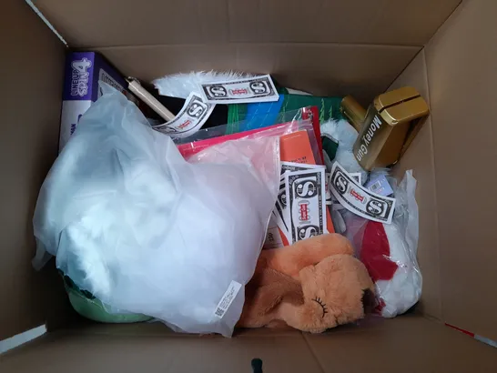 LARGE BOX OF ASSORTED TOYS AND GAMES TO INCLUDE MONSTER MOVERS, BAFF BOMBZ AND FANCY DRESS