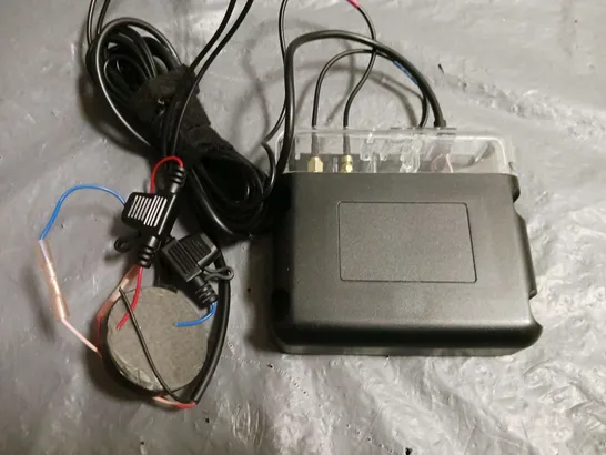 UNBOXED CAL/AMP QUBE 300 GPRS VEHICLE TRACKER