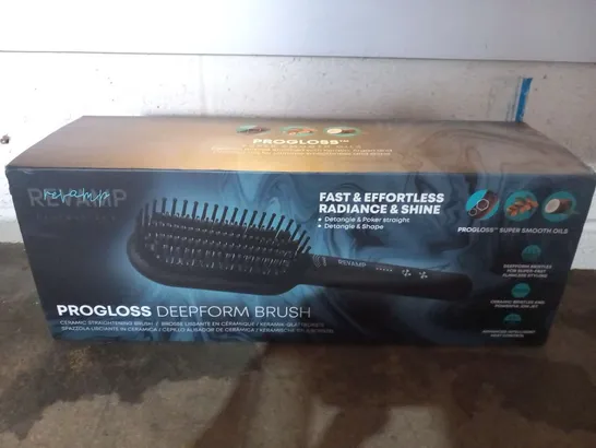 BOXED REVAMP PROGLOSS DEEPFORM BRUSH CERAMIC STRAIGHTENING BRUSH BR-2000-EU