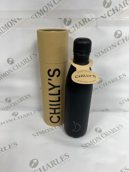 CHILLYS 750ML MONOCHROME EDITION BOTTLE