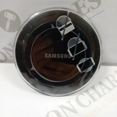 SAMSUNG WIRELESS CHARGING PAD - EP-PG9201