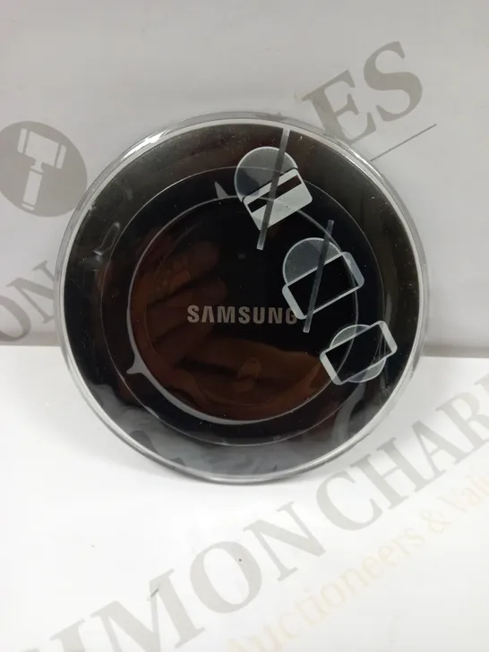 SAMSUNG WIRELESS CHARGING PAD - EP-PG9201