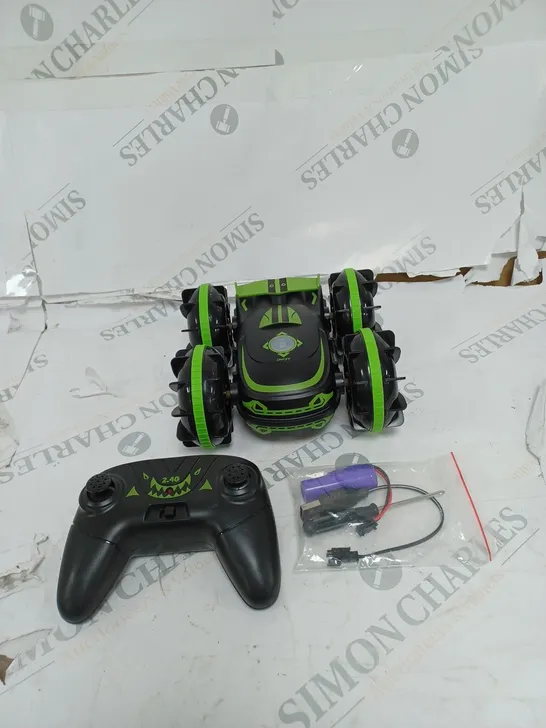 BOXED AMPHIBICUS STUNT CAR 