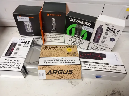 APPROXIMATELY 27 ASSORTED E-CIGARETTES AND E-CIGARETTE PARAPHERNALIA TO INCLUDE; VOOPOO, GEEK VAPE AND VAPORESSO