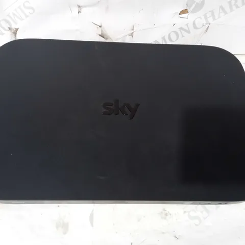 SKY ES340D8 Q HUB ROUTER