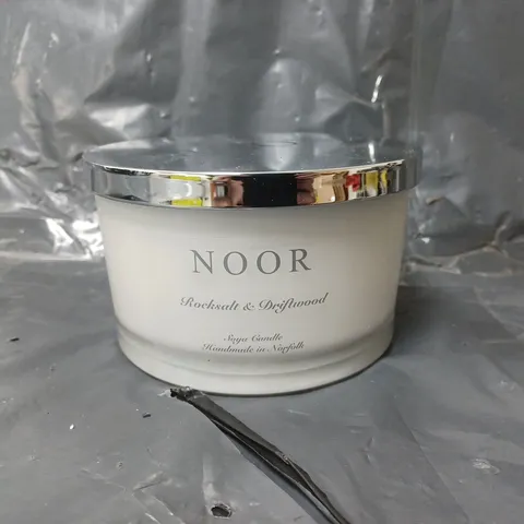 NOOR ROCKSALT & DRIFTWOOD 3 WICK CANDLE 