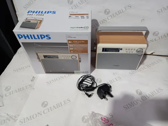 BOXED PHILLIPS DAB AND FM COMPATIBLE PORTABLE RADIO