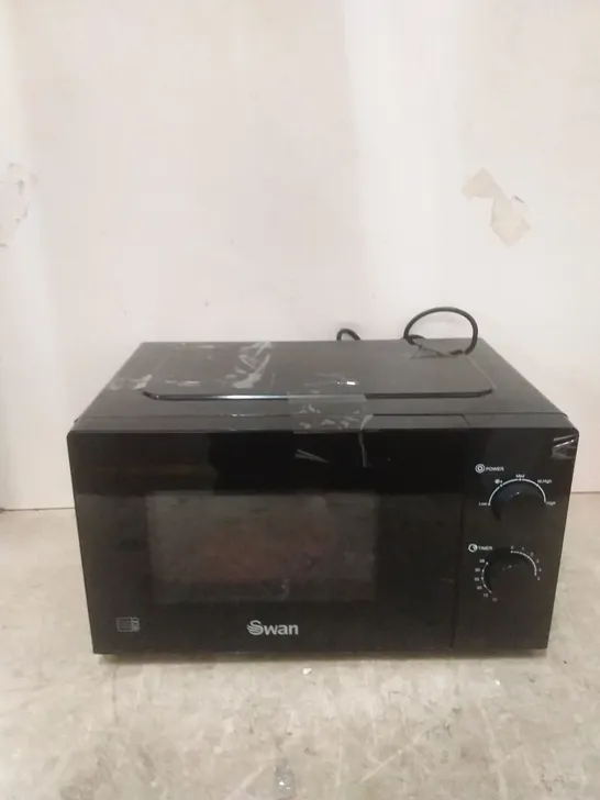 SWAN 20L 700W MANUAL MICROWAVE - BLACK  RRP £54