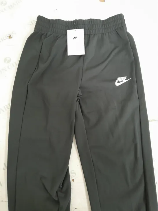 NIKE LIGHT GREY TRACKSUIT PANTS - KIDS MEDIUM