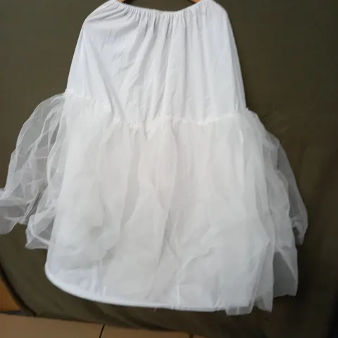 WHITE FRAMED BOTTOMED SKIRT WITH NET OVERLAY - SIZE UNSPECIFIED