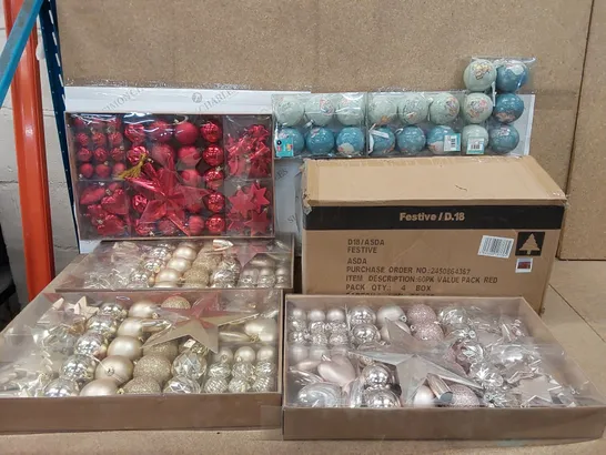 LOT OF APPROXIMATELY 8X 60PCS BRAND NEW BAUBLES SETS, 3X 6PCS BRAND NEW WINNIE THE POOH BAUBLES (3 ITEMS)