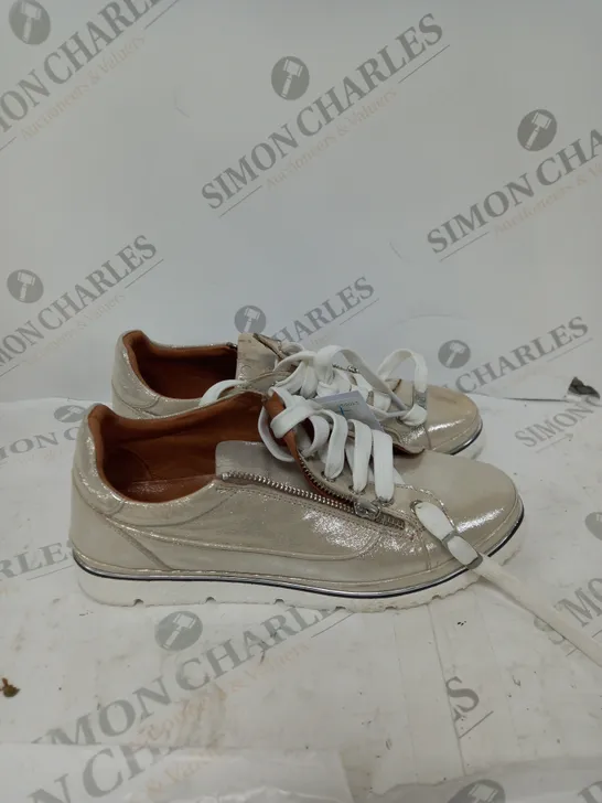 MODA ROSE GOLD METALLIC LEATHER ARIELA TRAINERS - 5.5