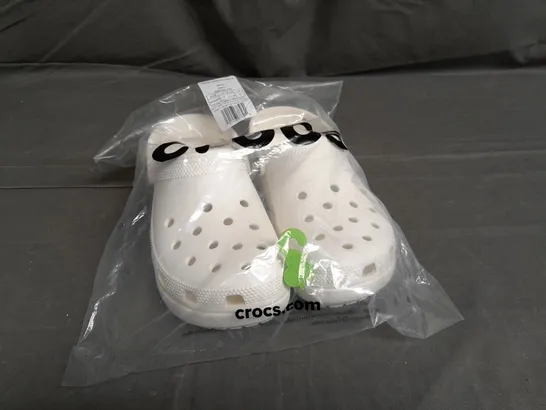 PAIR OF WHITE CROCS SIZE UK 5 