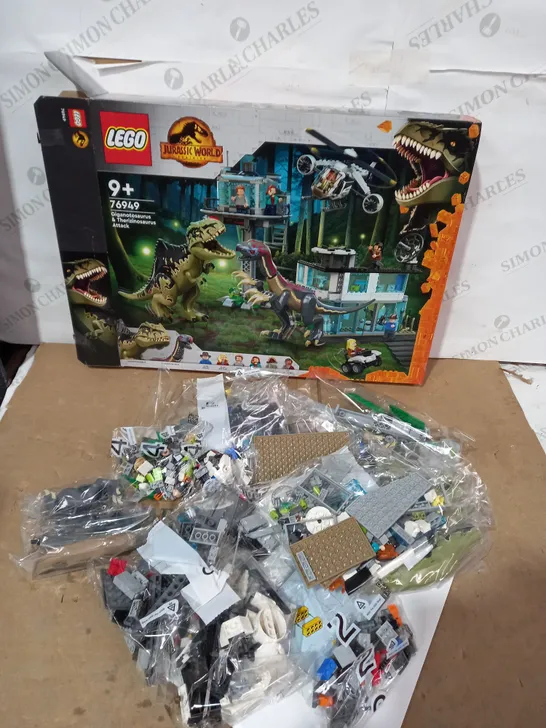 BOXED LEGO JURASSIC WORLD DINOSAUR ATTACK TOY 76949 RRP £114.99