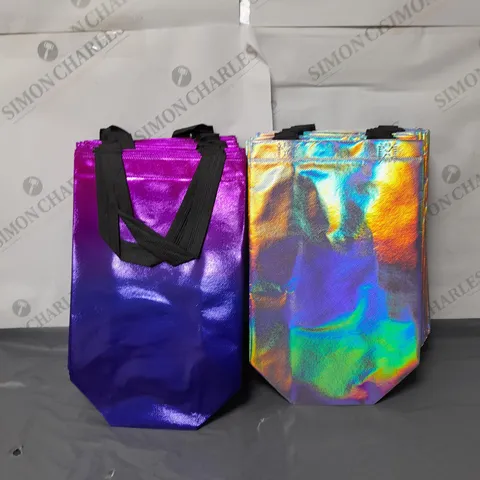 LOT OF APPROX. 27 MULTICOLOURED GIFT BAGS 