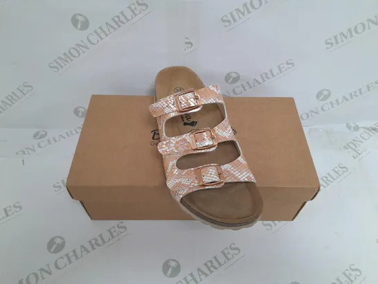 BOXED PAIR OF BONOVA SANDALS IN ROSE/SNAKE SIZE 4