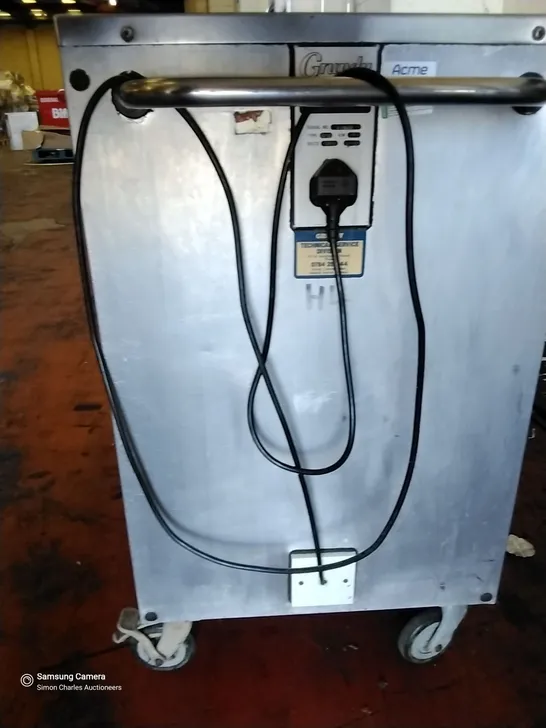 GRUNDY MOBILE ELECTRIC HOT CUPBOARD