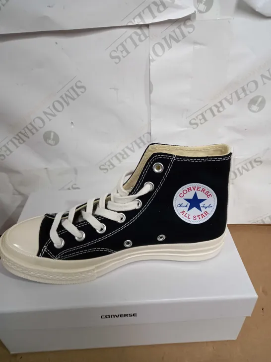 BOXED PAIR OF CONVERSE HIGH TOP TRAINERS SIZE 8