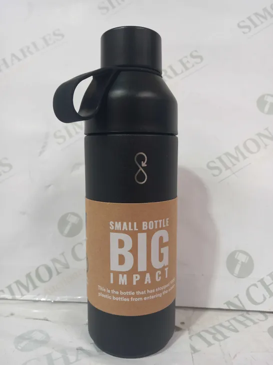 OCEAN BOTTLE 500ML TRAVEL BOTTLE IN OBSIDIAN BLACK