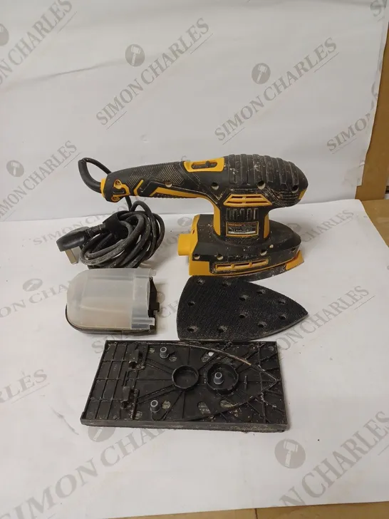 TOUGH MASTER CORDED FINISHING SANDER 240V