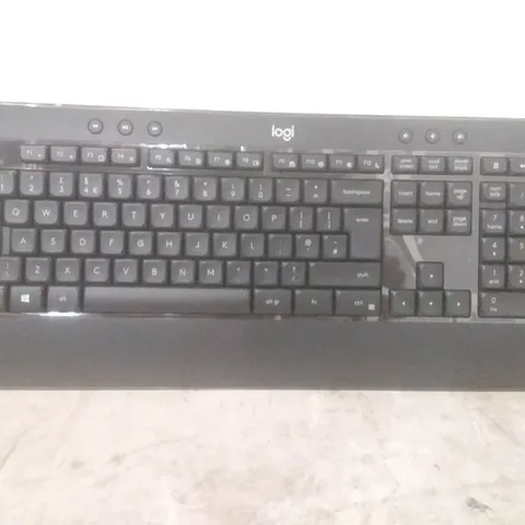 BOXED LOGITECH MK540 WIRELESS KEYBOARD 