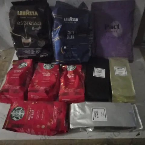 GROUP OF APPROX 10 ASSORTED COFFEE ITEMS TO INCLUDE PACT, LAVAZZA, STARBUCKS ETC