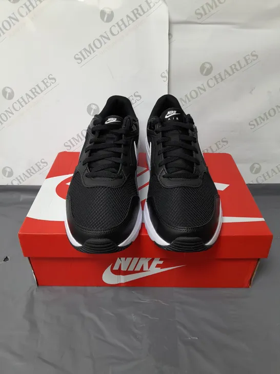 NIKE AIR MENS BLACK TRAINERS SIZE 9.5