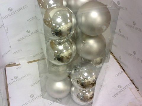 2 BOXES OF 8 JUMBO 12 CM CHRISTMAS TREE BAUBLES - SILVER RRP &pound;25.98