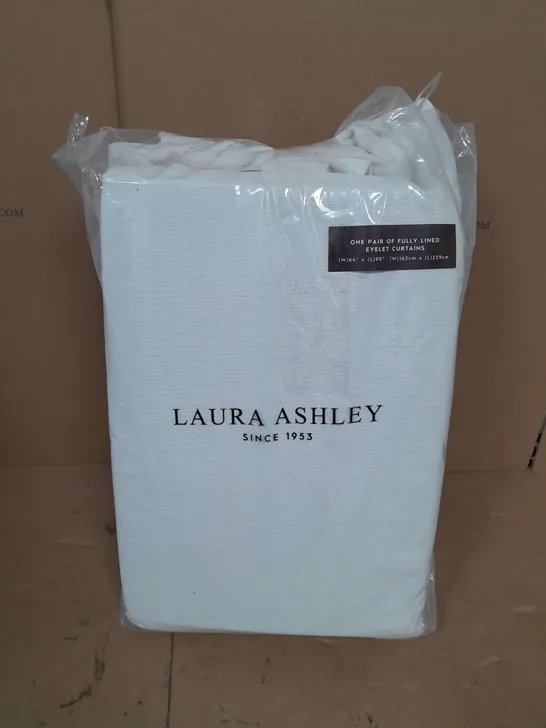 LAURA ASHLEY FULLY LINED EYELET CURTAINS 