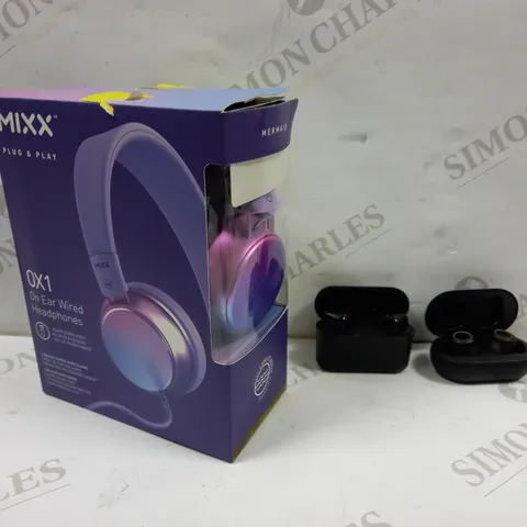 LOT OF APPROXIMATELY 10 EARBUDS AND HEADPHONES TO INCLUDE MIXX 0X1 WIRED HEADPHONES, TRUE WIRELESS EARBUDS WITH CHARGING CASE, JVC EARBUDS (HA-A3T), ETC