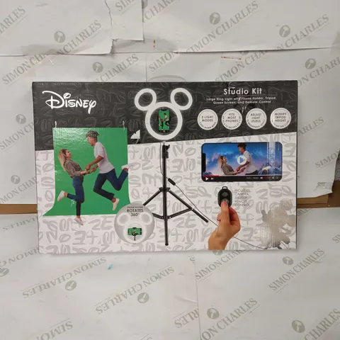 DISNEY STUDIO KIT 