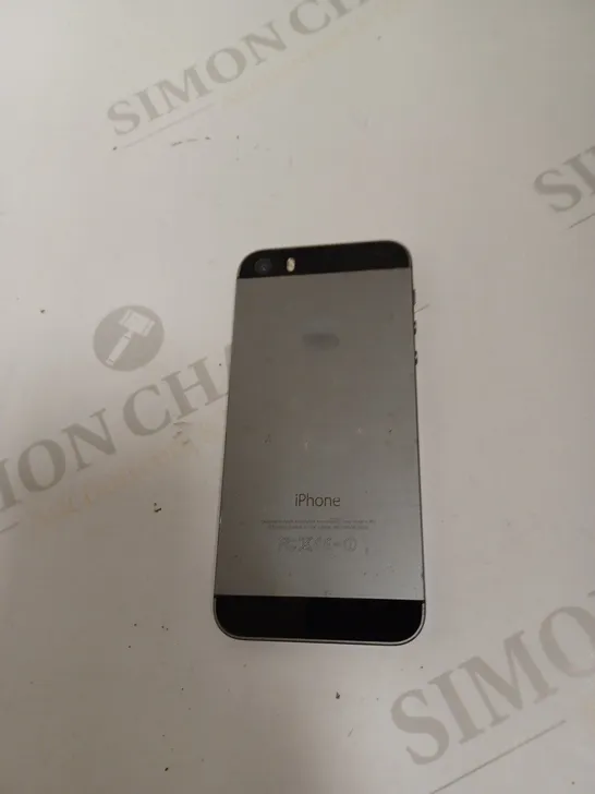 IPHONE 5S SILVER -A1457