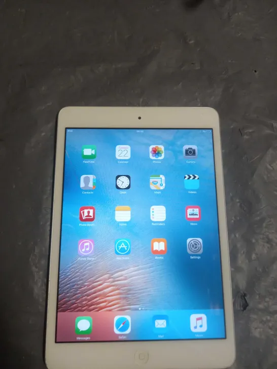 APPLE IPAD MINI 1ST GENERATION 16GB MD531B/A