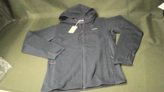 PATAGONIA MENS LIGHTWEIGHT BETTER SWEATER HOODY IN NAVY - M