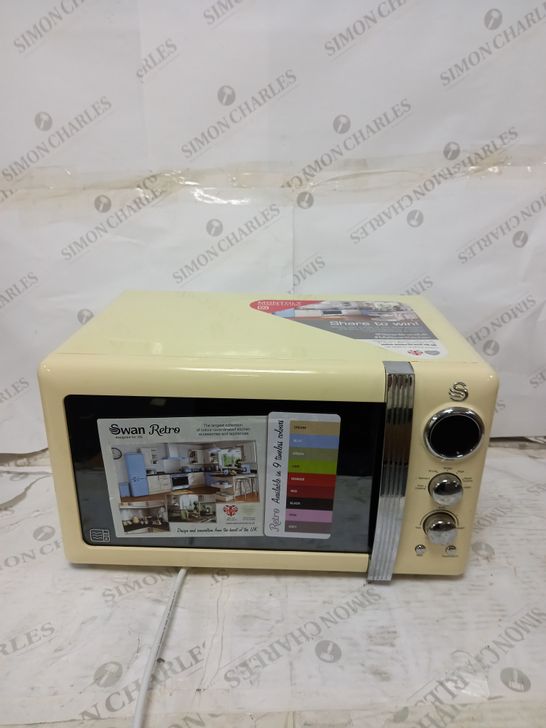 SWAN RETRO 800W MICROWAVE - CREAM