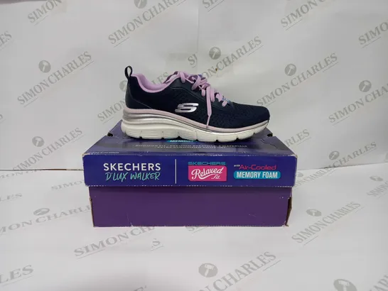 SKETCHERS D'LUX WALKER WOMENS IN NAVY & PINK - UK 6 