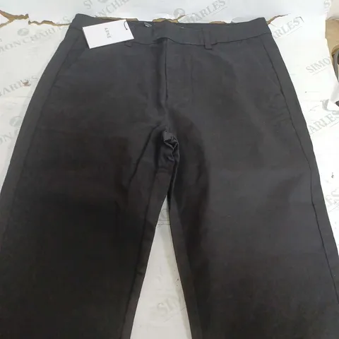 ARNE TAILIORED CHINO TROUSER IN BLACK - 32L