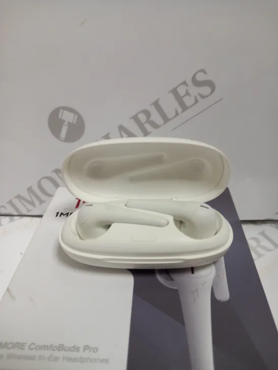 BOXED 1MORE COMFOBUDS PRO TRUE WIRELESS IN-EAR HEADPHONES WHITE 