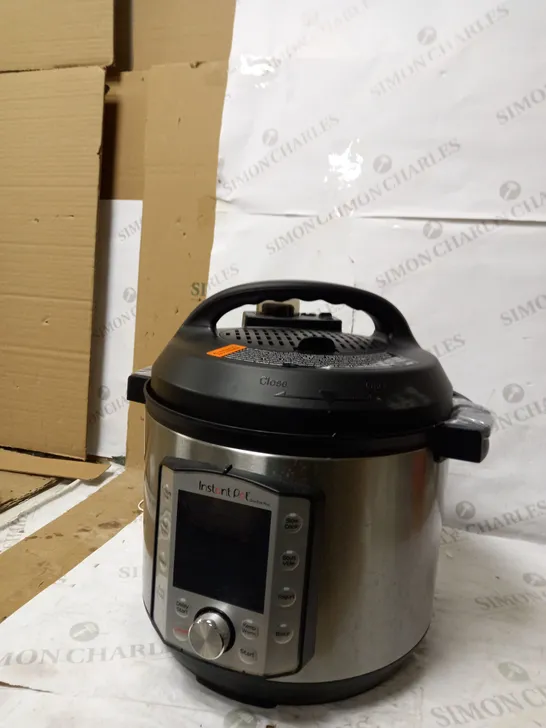 INSTANT POT DUO EVO PLUS ELECTRIC PRESSURE COOKER