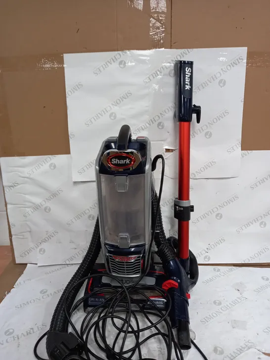 SHARK NZ801UK UPRIGHT VACUUM