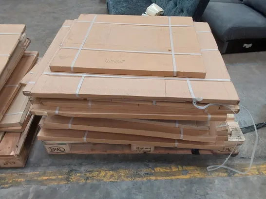 PALLET OF ASSORTED KITCHEN SPLASHBACKS - SIZES, BRANDS AND COLOURS MAY VARY