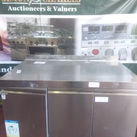 COMMERCIAL FOOD PREP STATION WITH UNDERCOUNTER FRIDGE 