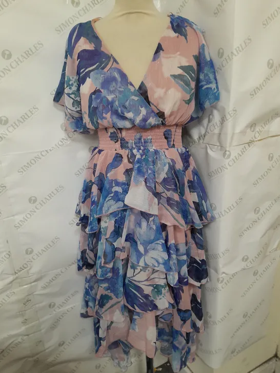 QUIZ TIERED RUFFLE SHORT SLEEVE SHIRRED WAIST DRESS IN PINK AND BLUE FLORAL SIZE 12