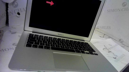 APPLE MACBOOK AIRCORE I5 1.7 13 INCH 2011 4GB