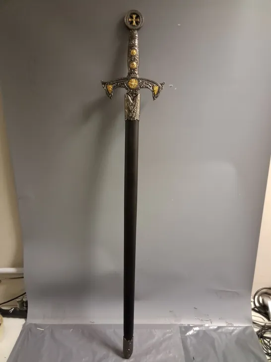 DECORATIVE 40" SHARPENED SWORD WITH SCABBARD