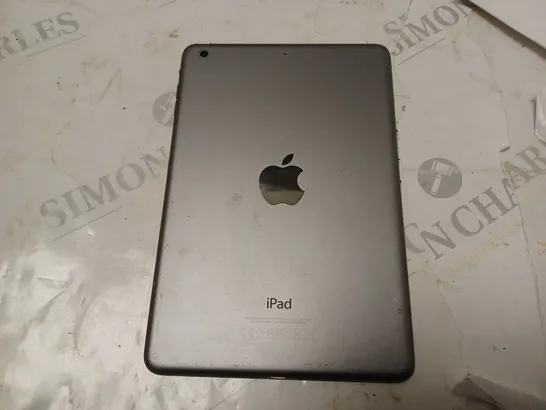 APPLE IPAD MINI 2 A1489 SILVER